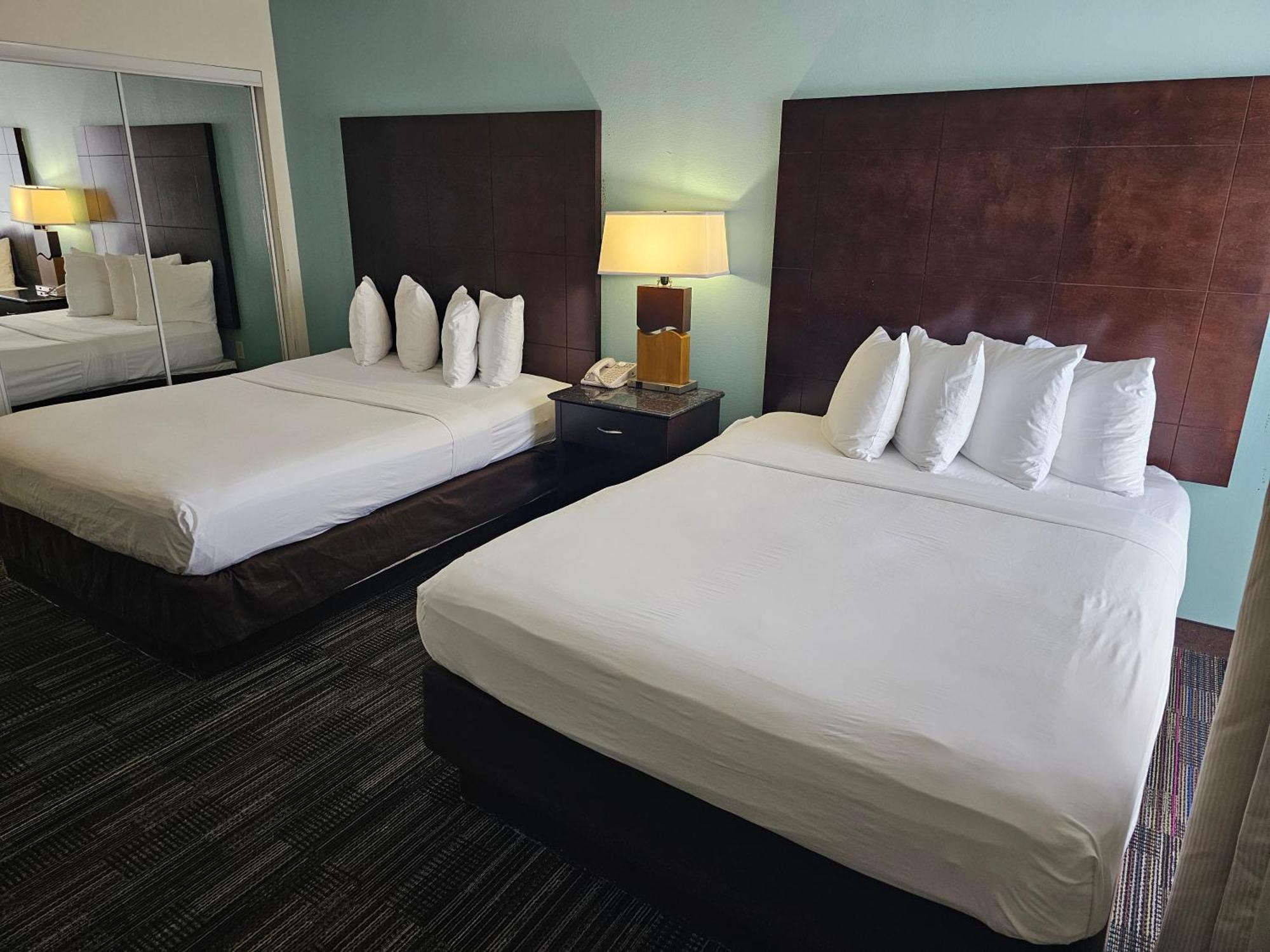Montreal Suites Orlando Exterior foto